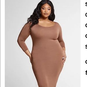 Fashion to figure midi dress. Sz2